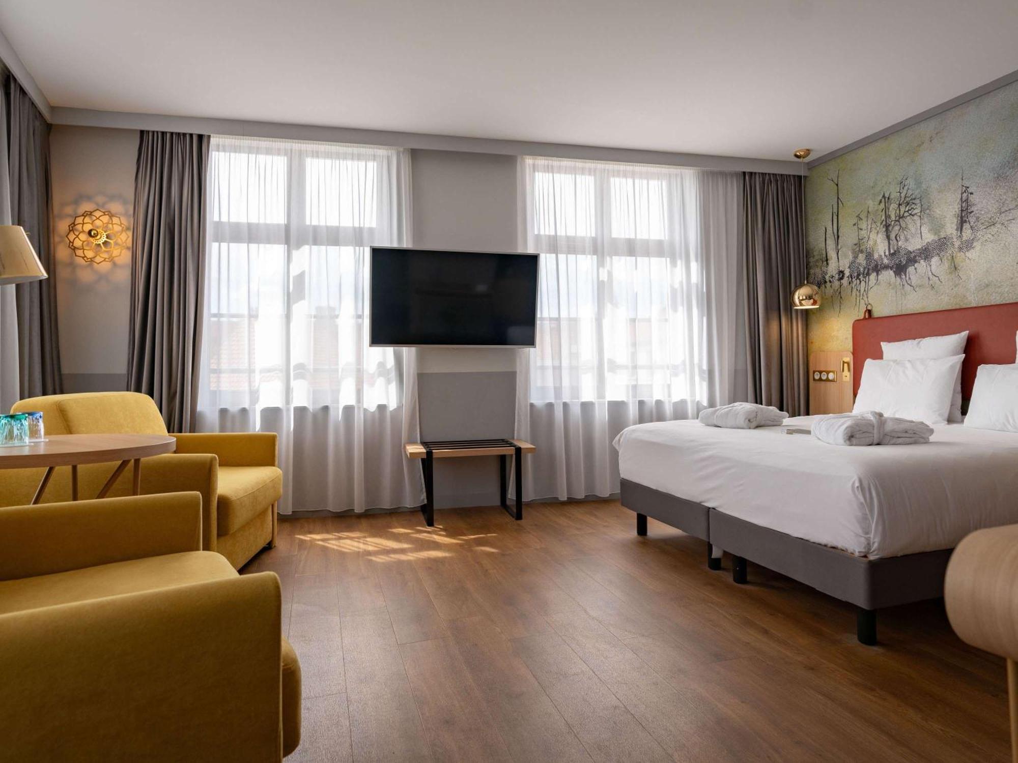 เมอร์เคียว สถานีกลางแซ็งโตแมร์ Hotel แซ็งดอแมร์ ภายนอก รูปภาพ