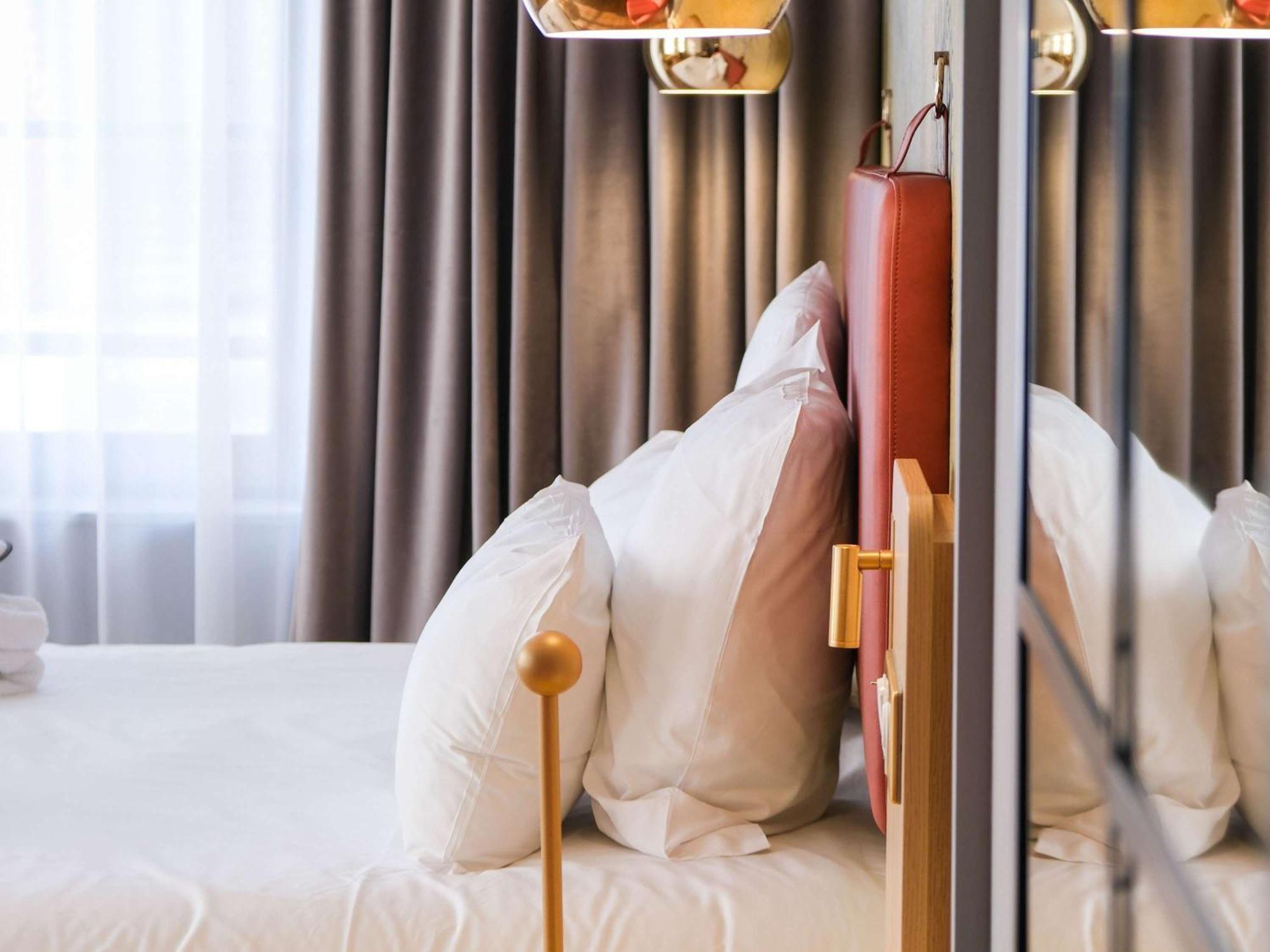 เมอร์เคียว สถานีกลางแซ็งโตแมร์ Hotel แซ็งดอแมร์ ภายนอก รูปภาพ